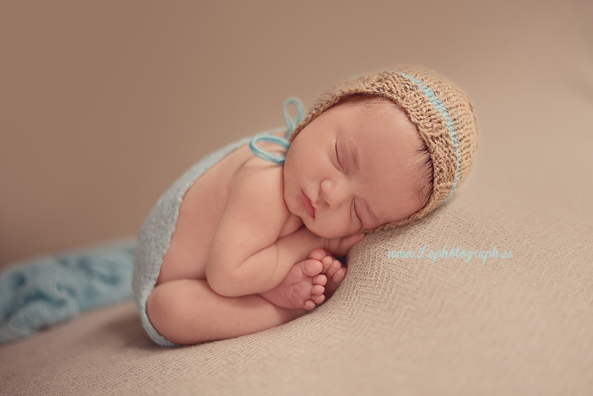 sesiones de fotos en estudio de ni&ntilde;os - Mikel &middot; fotograf&iacute;as de reci&eacute;n nacidos en Barakaldo &middot; Bizkaia