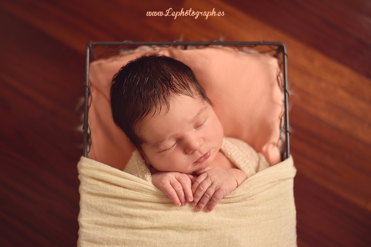 fotografia newborn en portugalete - Sesi&oacute;n de reci&eacute;n nacido en Portugalete