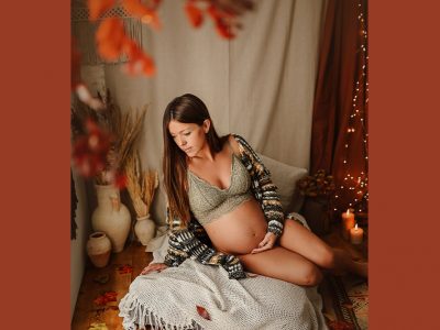 Fotos de embarazo en estudio en Bilbao