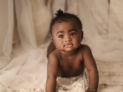 Ariana - Sesión de bebé 6-8 meses en Bilbao